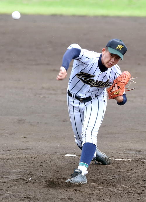 増田対六郷　5回を無安打に抑えた増田先発・栗原