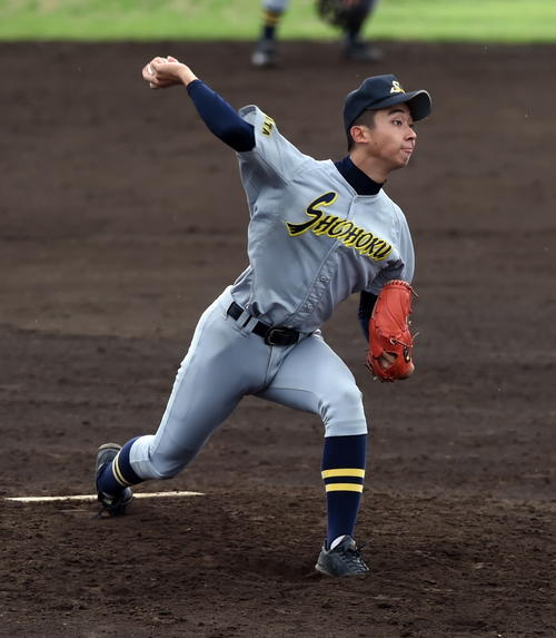 湯沢翔北対大曲　完封した湯沢翔北先発・斉藤（撮影・山田愛斗）