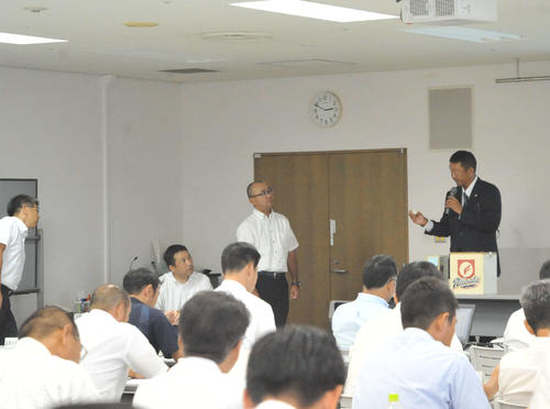 新潟ユニゾンプラザで行われた組み合わせ抽選会