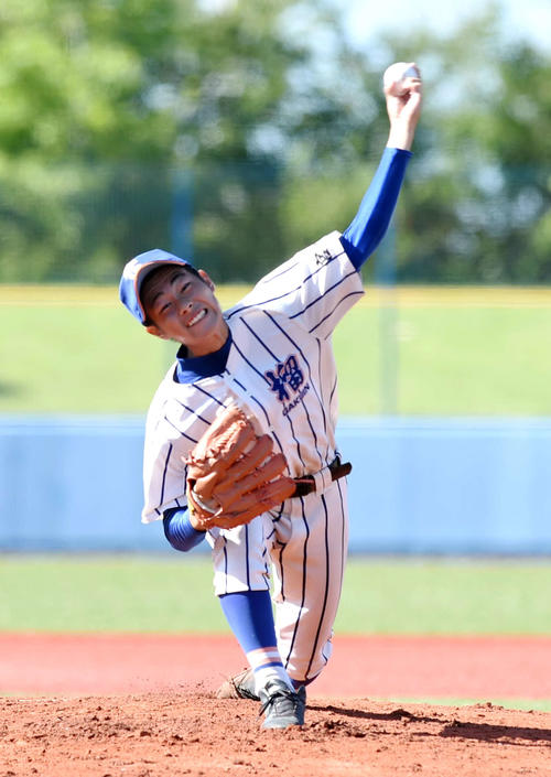 東北学院榴ケ岡対角田　先発した東北学院榴ケ岡・日ケ久保（撮影・相沢孔志)