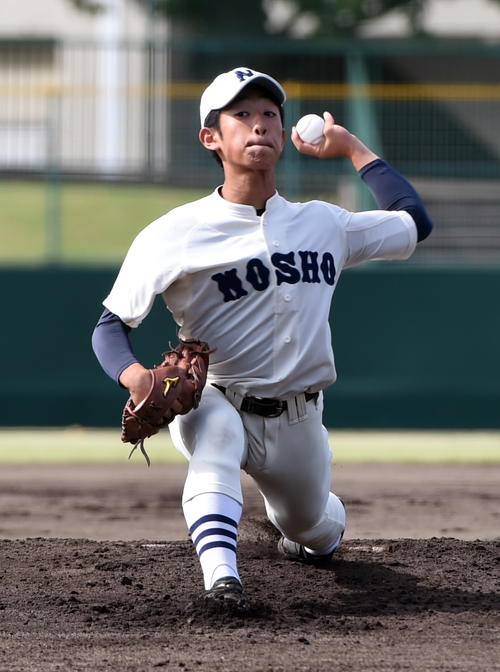 能代松陽対秋田　力投した能代松陽先発・大高（撮影・山田愛斗）
