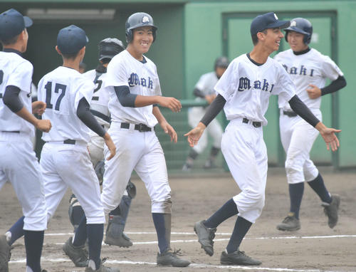 三条対巻　延長12回サヨナラ勝ちし、笑顔の巻ナイン