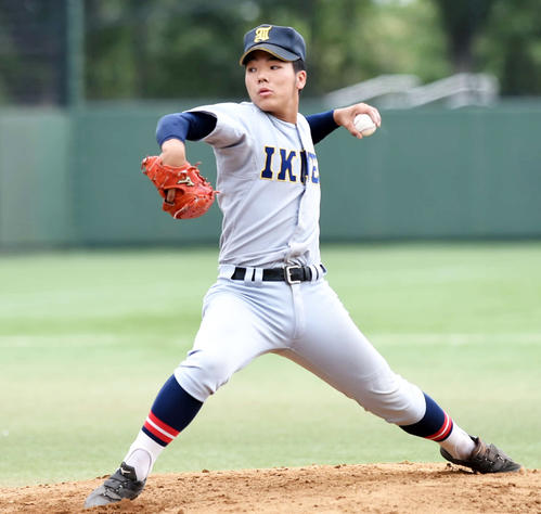 先発した仙台育英・笹倉（撮影・相沢孔志)