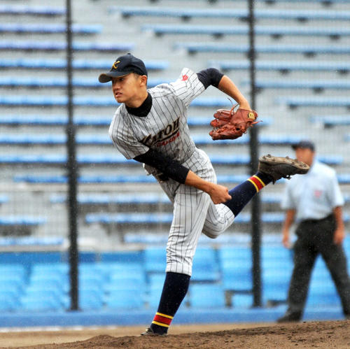 粘投でチームの逆転勝ちを呼び込んだ加藤学園の肥沼（撮影・河合萌彦）