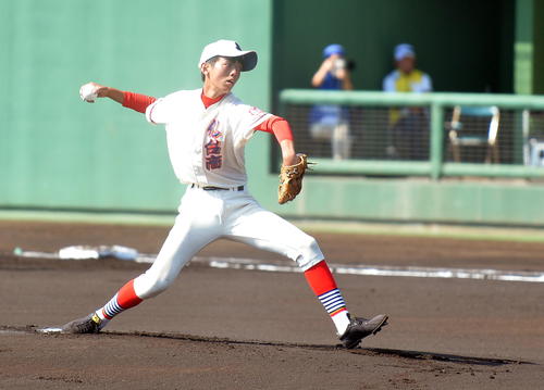 中京学院大中京対仙台商　相手打線を1失点に抑えた仙台商・高橋堅（撮影・鎌田直秀）