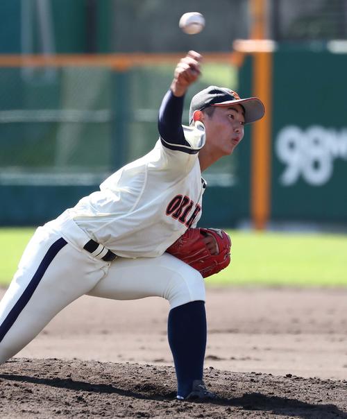 帯広農対北海道栄　完封勝利を挙げた千葉俊（撮影・黒川智章）