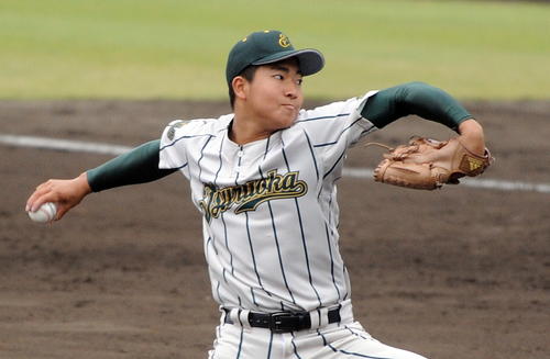 鶴岡東対福島成蹊　鶴岡東の太田は1安打完封勝利