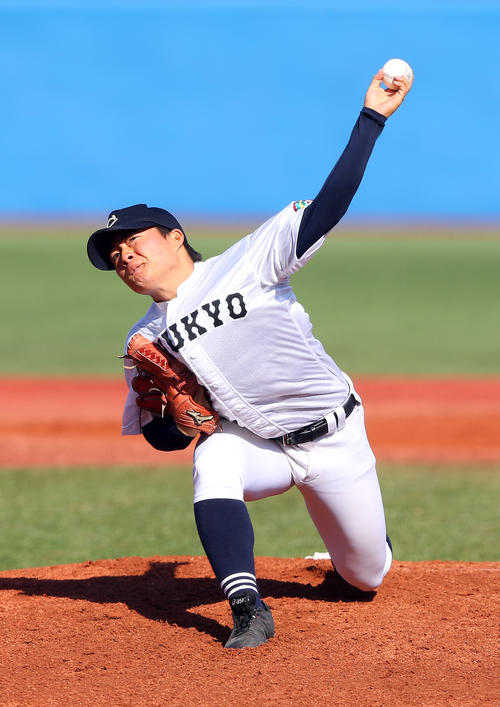 天理対中京大中京　先発の中京大中京・松島（撮影・大野祥一）