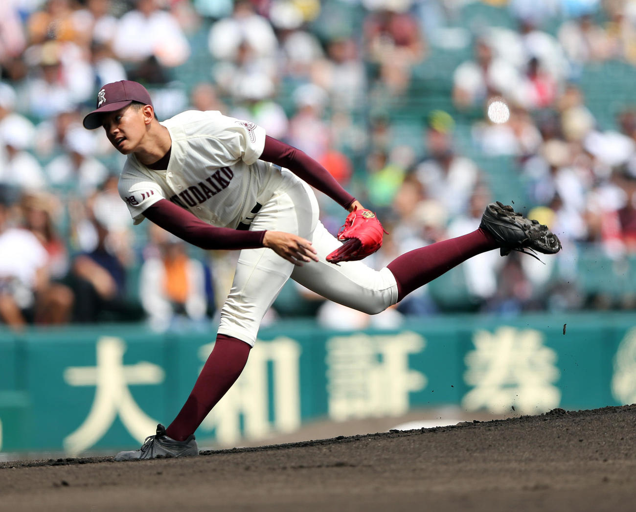 8月7日、夏の甲子園1回戦星稜戦に先発した旭川大高・能登