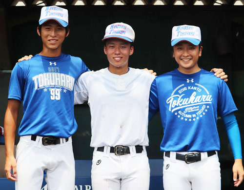 第101回全国高校野球選手権　花咲徳栄の北海道出身トリオ、左から和田駿也、橋本吏功、川内輝（2019年7月30日撮影）