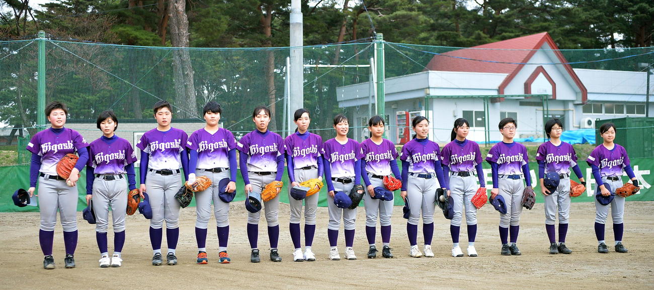 花巻東女子野球部が初練習 想像以上にやれる 監督 高校野球 日刊スポーツ