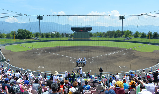 関東大会が行われる予定だった山梨県の山日ＹＢＳ球場