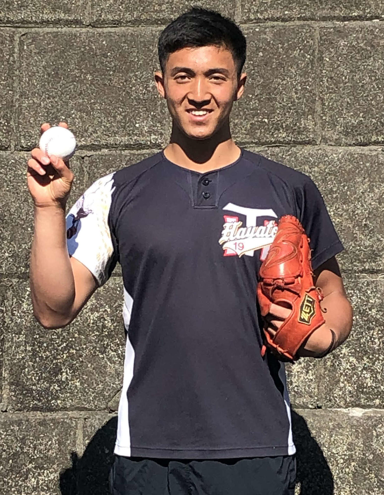 自主練習に励む横浜隼人・梅田（本人提供）
