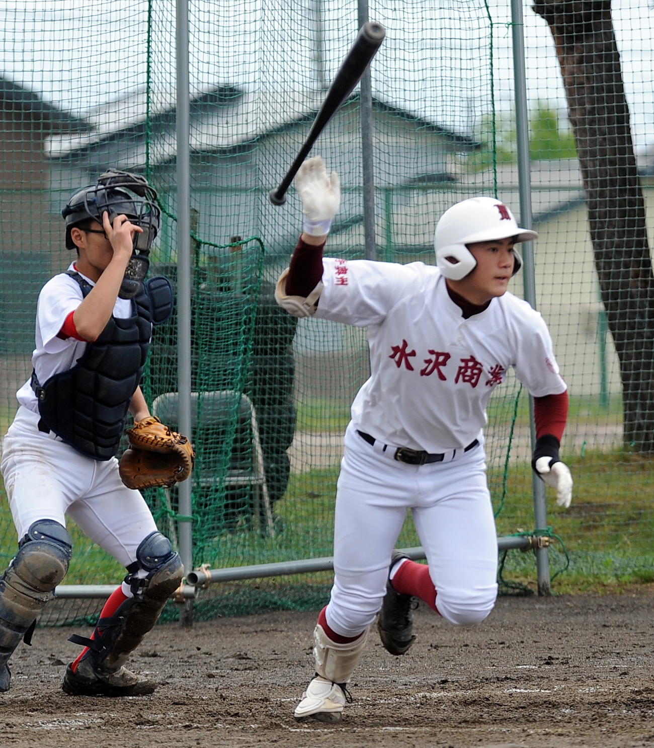 一関修紅対水沢商　1回裏水沢商2死二塁、エースで4番の千田大が右前に先制適時打