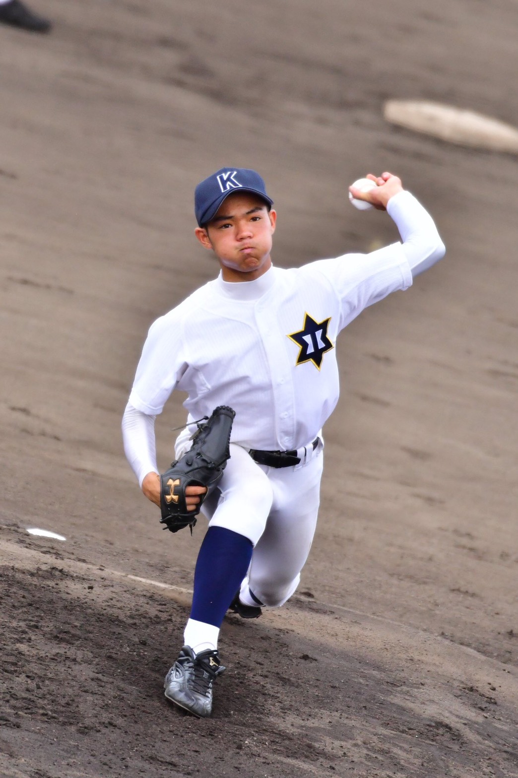 マウンドから投げ込む北野の長曽我部健太郎投手（本人提供＝20年5月30日撮影）