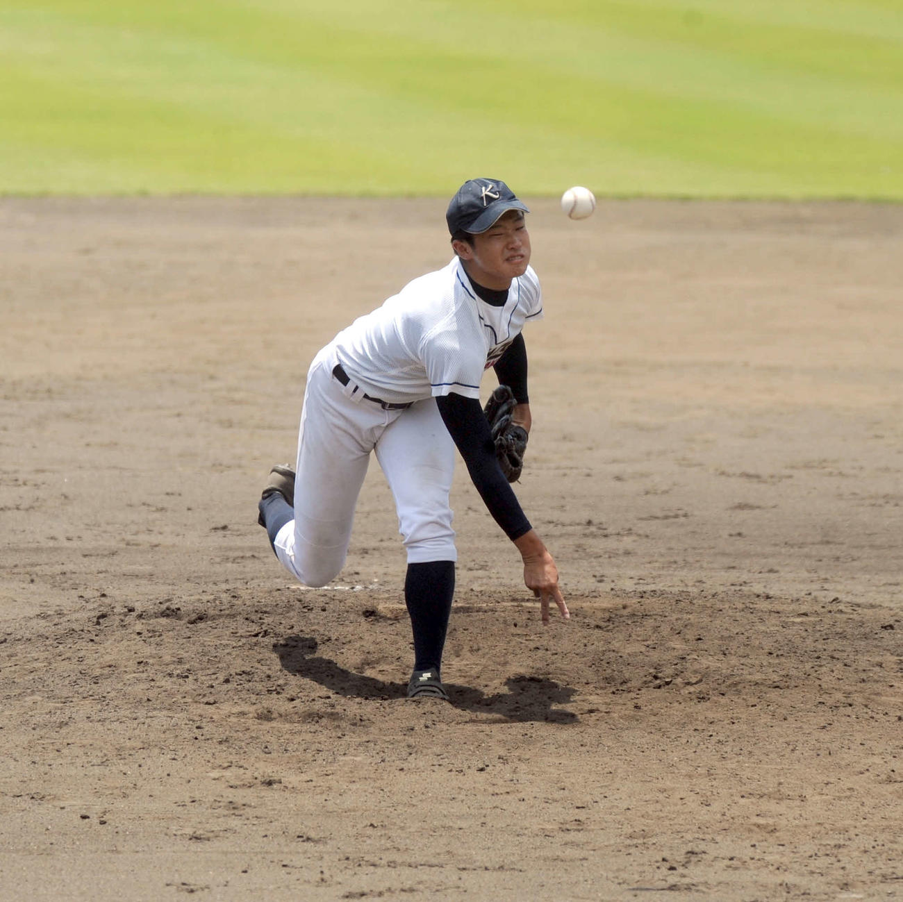 自己最速143キロを計測するなど、3回無失点と好投した加藤学園の肥沼