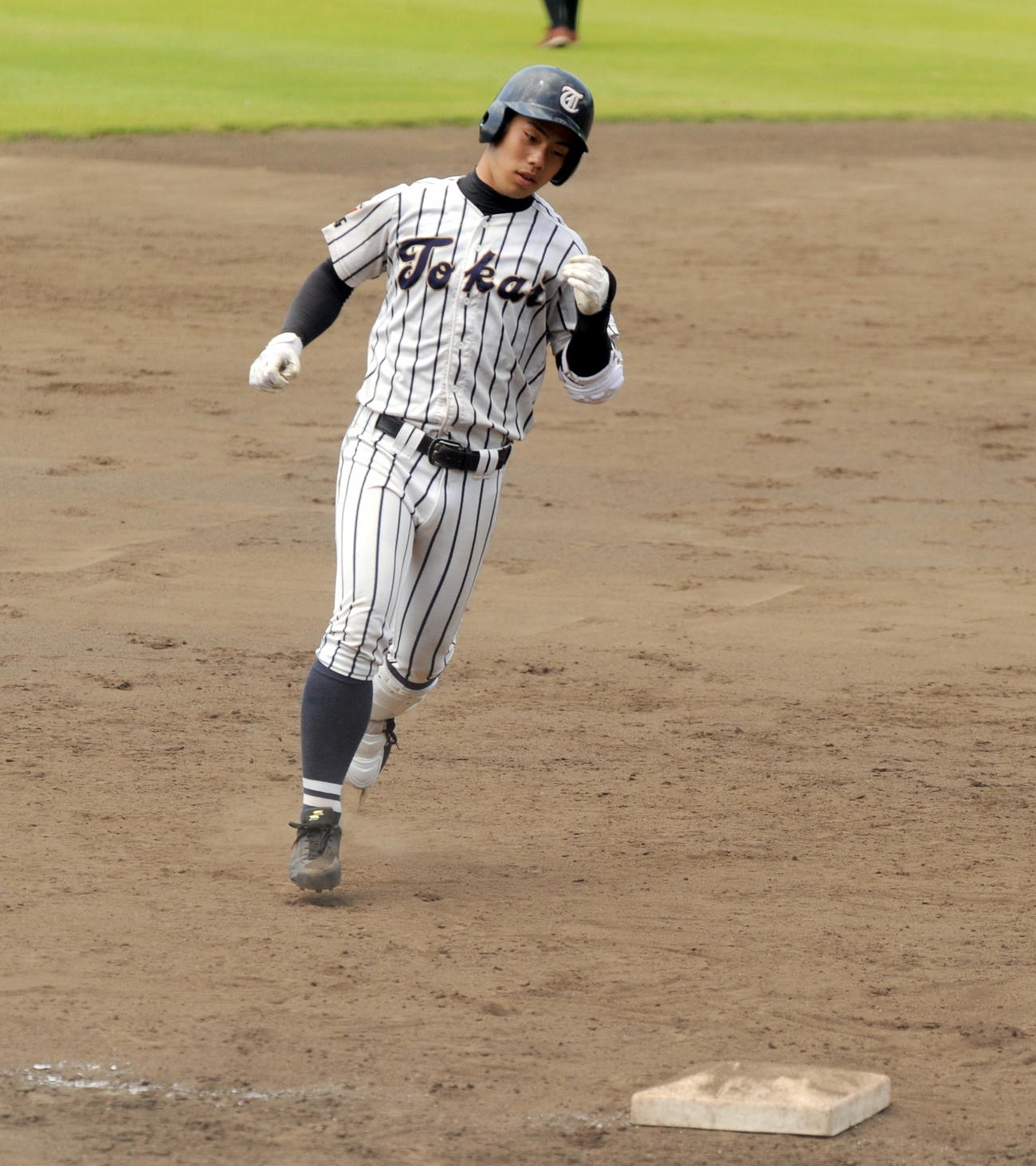 投げては5回無失点、打っては4回に本塁打を放った東海大静岡翔洋の原