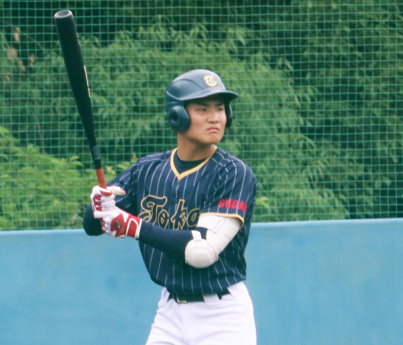 3安打を放った東海大菅生・杉崎（撮影・古川真弥）