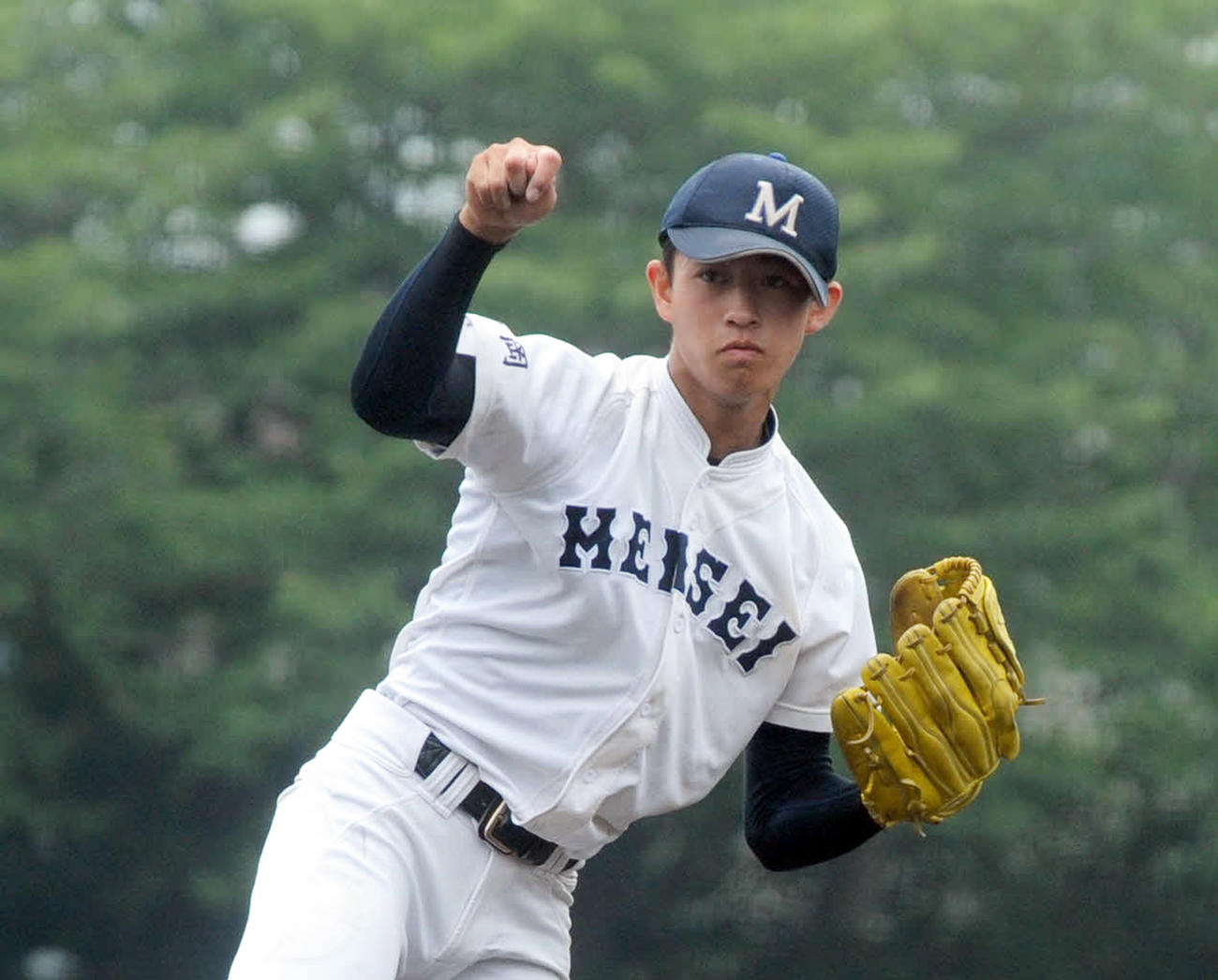 先発して5回2失点と、試合をつくった藤枝明誠の高松（撮影・河合萌彦）