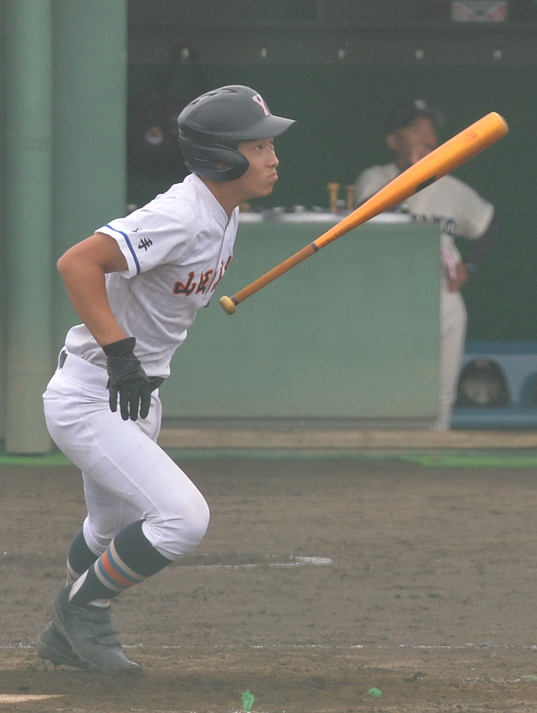山田対宮古　4回表山田一死、二塁打を放つ鈴木