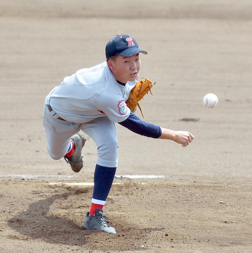 黒沢尻北対水沢工　先発登板した水沢工・高橋知（撮影・鎌田直秀）