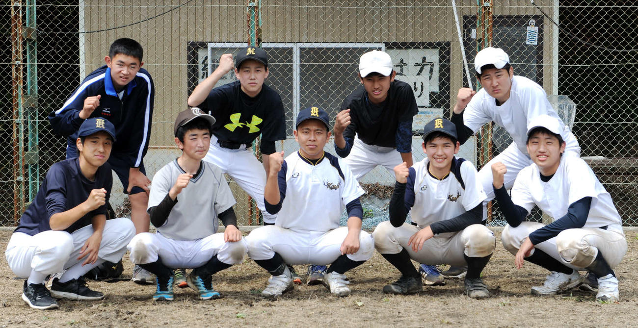 3年ぶりの夏単独出場に意気込む鹿島台商メンバー（撮影・佐々木雄高）