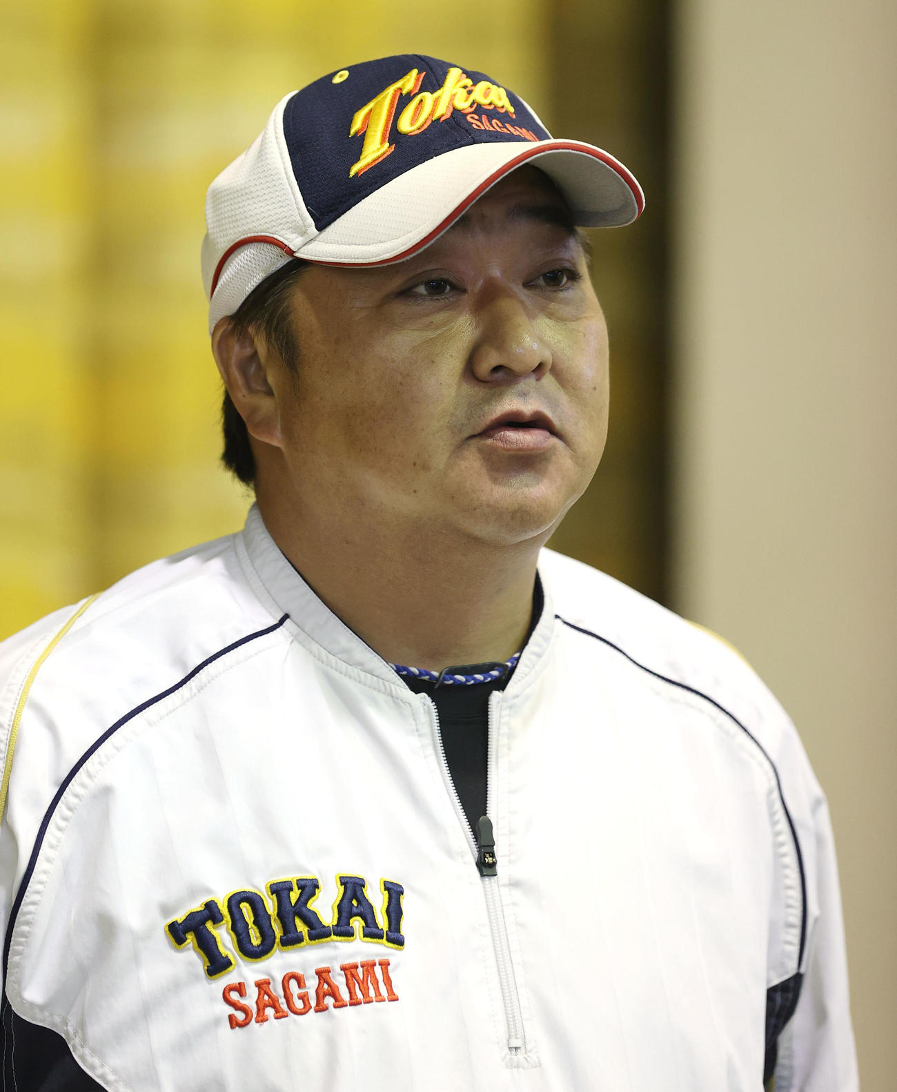 甲子園高校野球交流試合の組み合わせが決まり記者の取材に応じる東海大相模・門馬監督（撮影・垰建太）