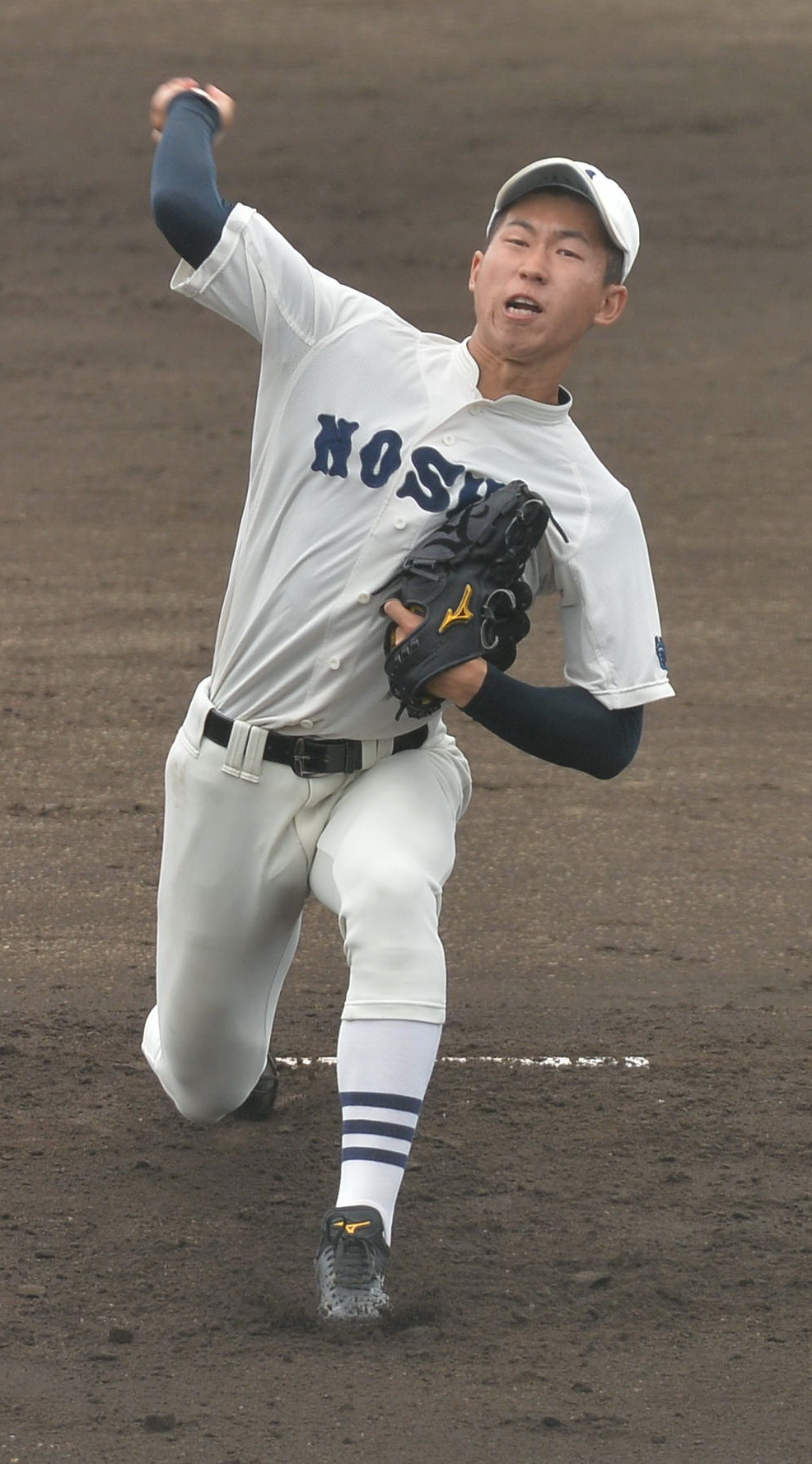 能代松陽対能代　5回1失点と好投した能代松陽・堀内　