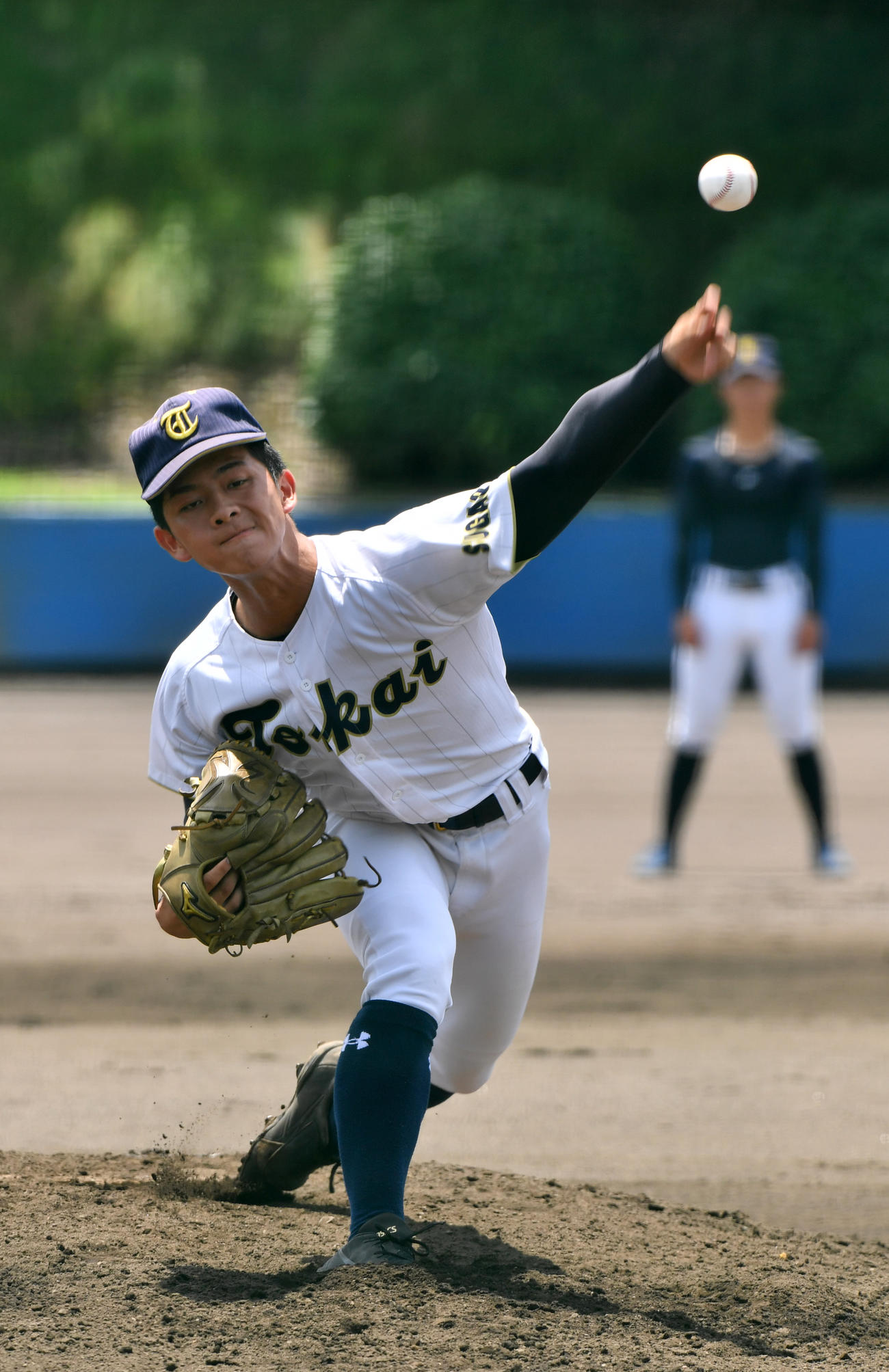 横浜隼人対東海大菅生　7回から登板した東海大菅生・新倉は無失点に抑えた（撮影・柴田隆二）