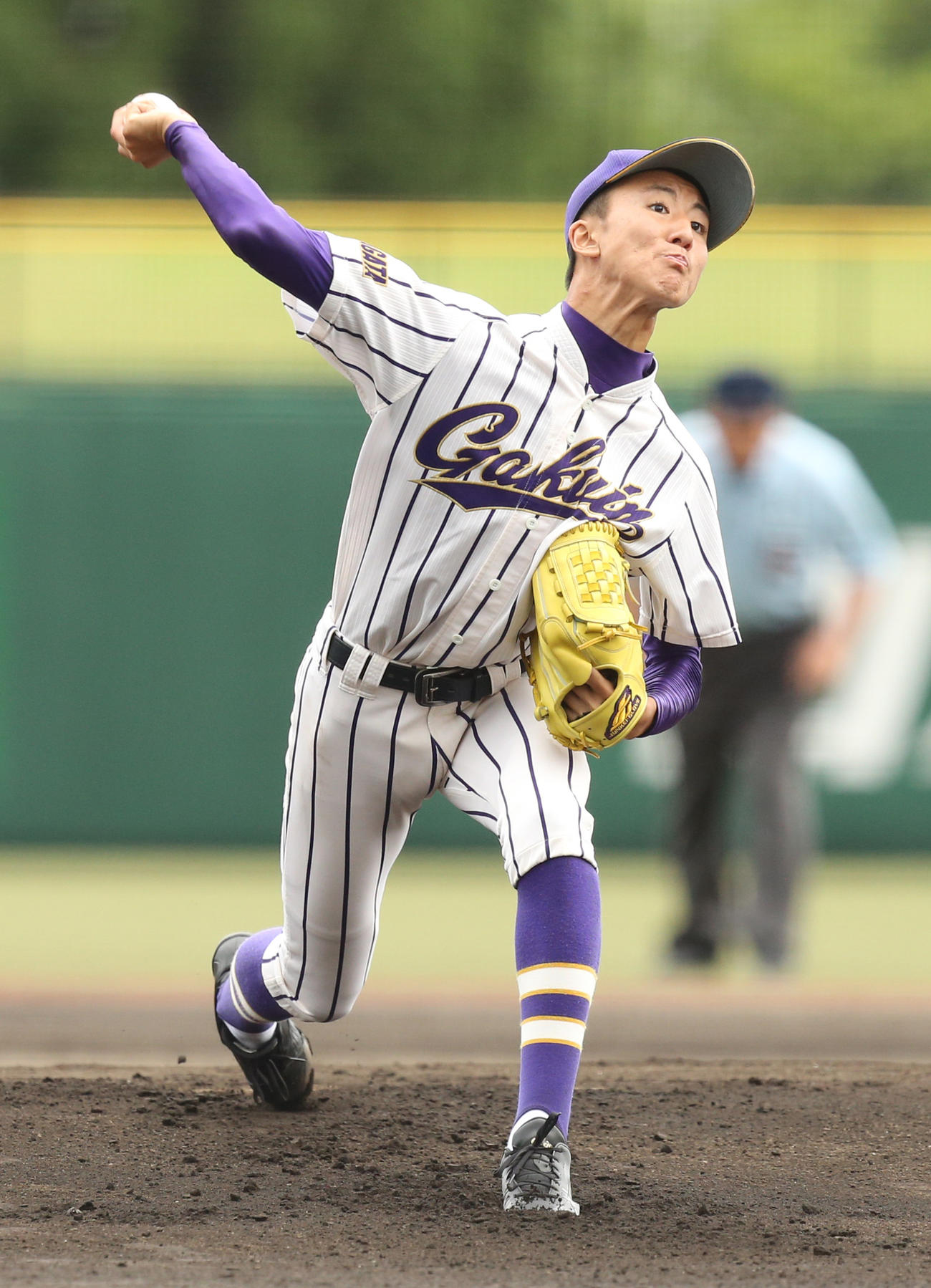 山形明正対山形学院　力投する山形学院・伊沢（撮影・野上伸悟）