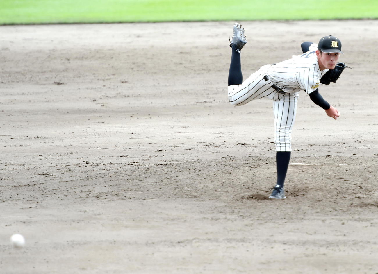 秋田西対明桜　2番手で圧巻の投球を披露した明桜・風間（撮影・山田愛斗）
