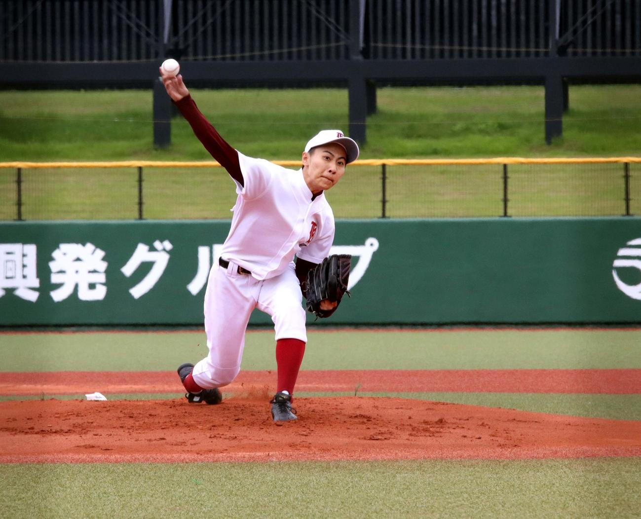 霧多布対釧路商・白糠・阿寒・根室　初戦で敗れた霧多布のエース中田貴（撮影・永野高輔）