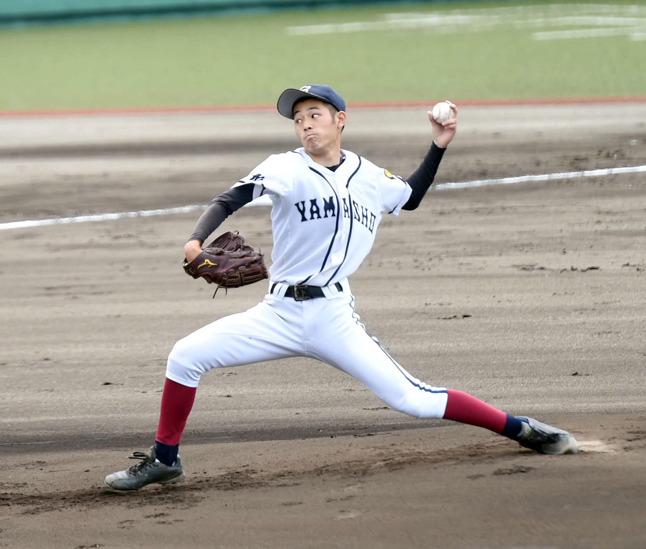 山形商対山本学園　6安打完封した山形商・公平（撮影・相沢孔志）