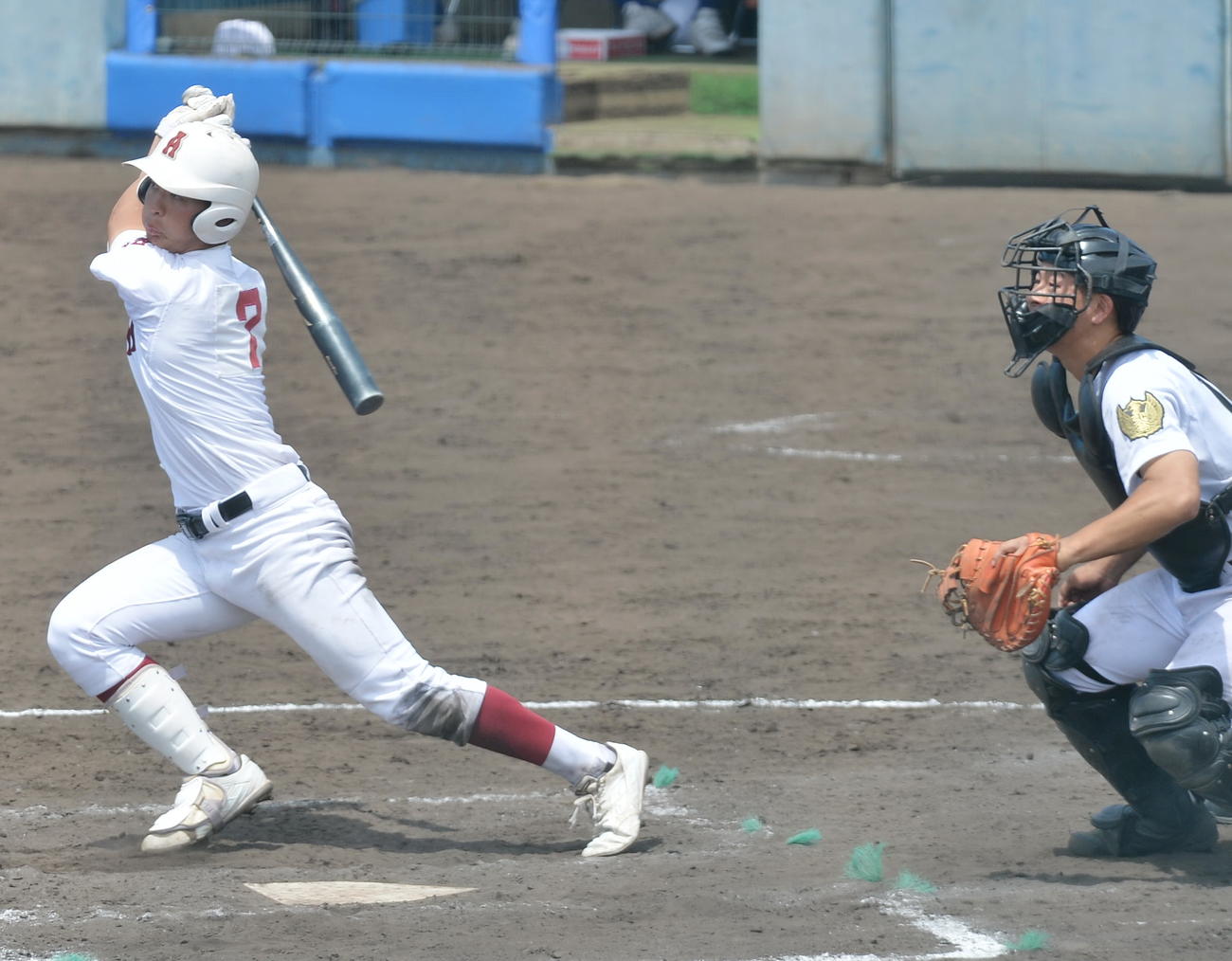 弘前対青森　7回裏青森2死二塁、同点適時三塁打を放つ畳指（撮影・佐藤究）　