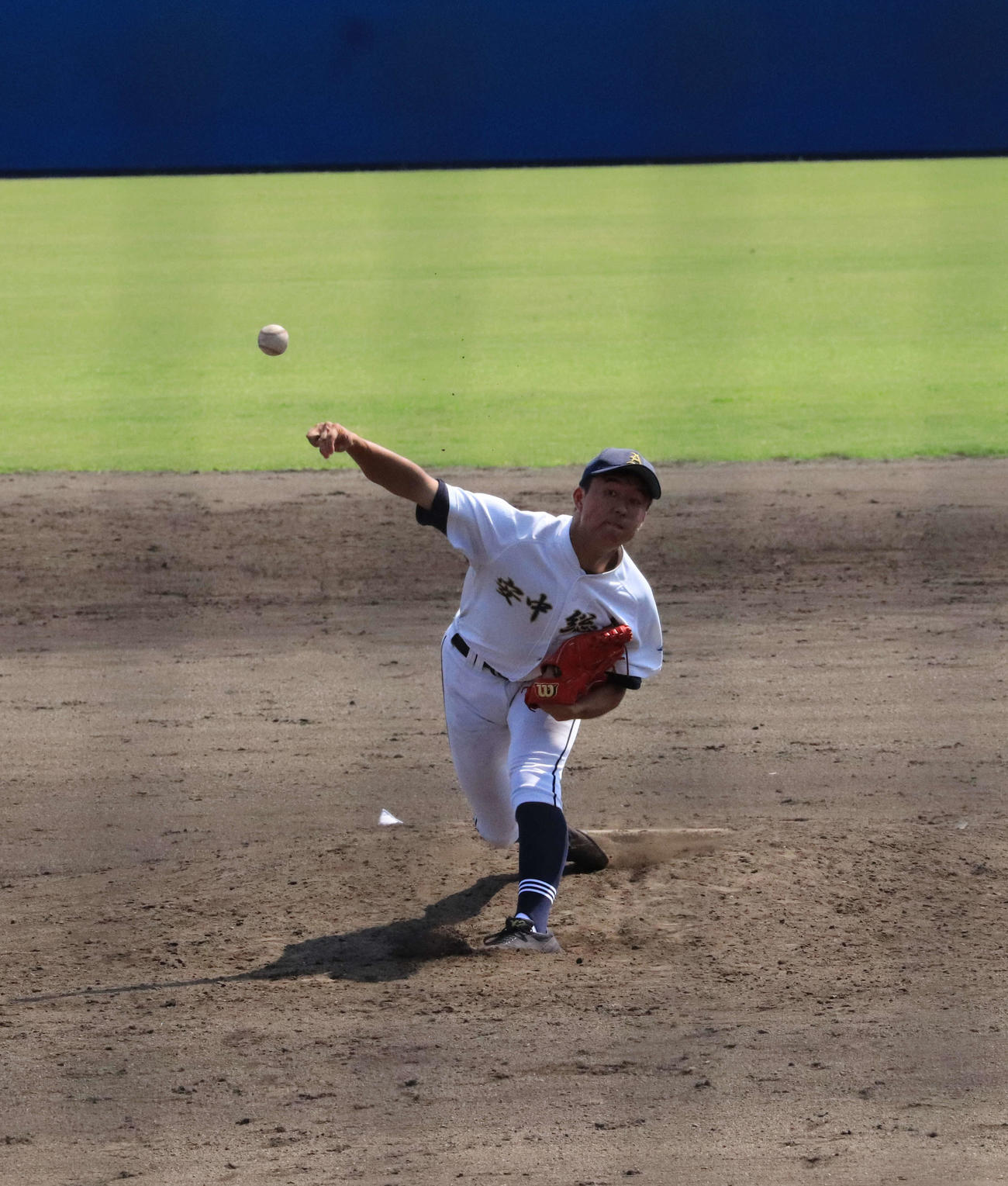 安中総合学園対嬬恋　5回裏安中総合学園、3者連続三振を奪った清水（撮影・小早川宗一郎）