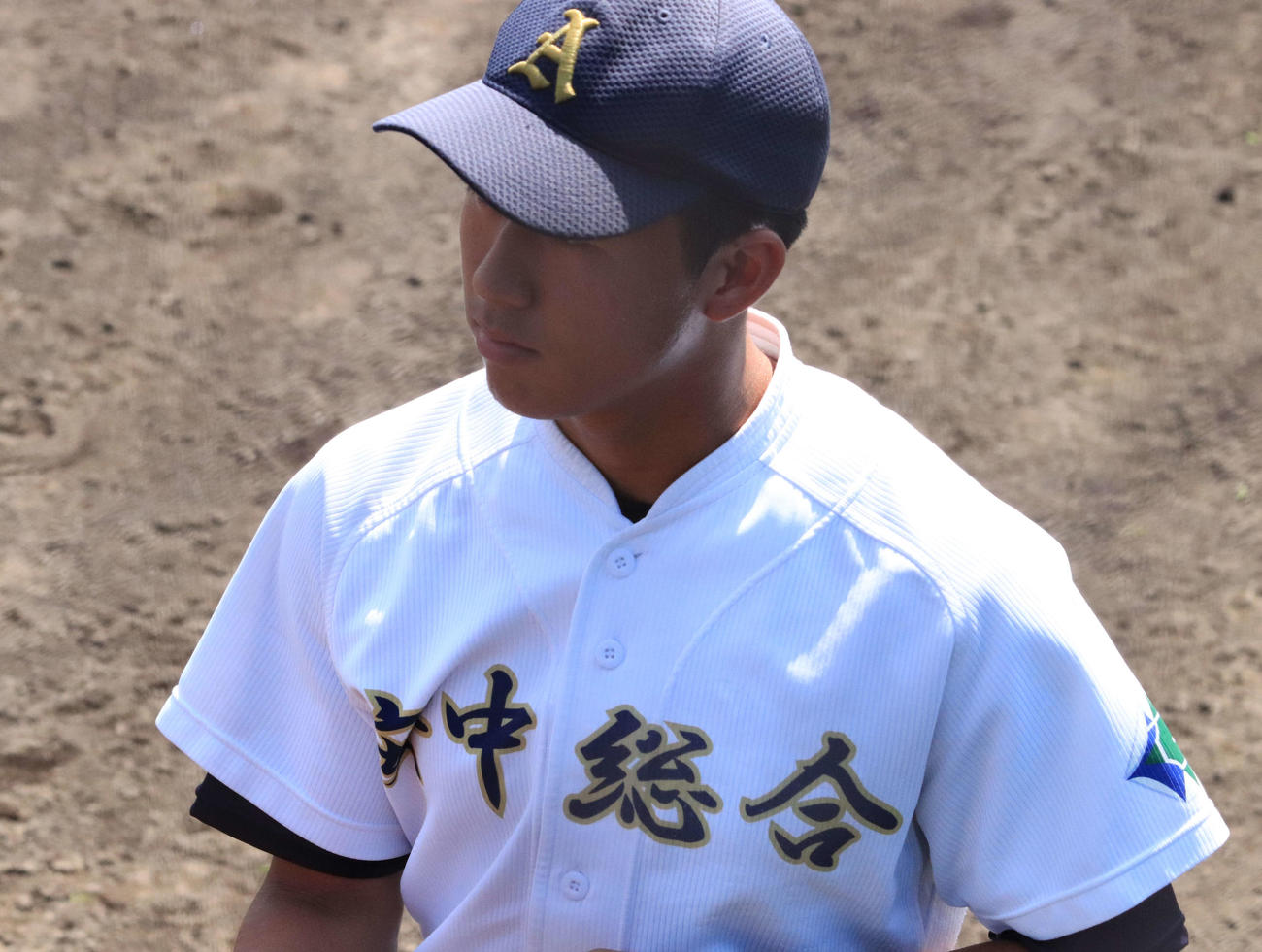 安中総合学園対嬬恋　5回裏安中総合学園、3者連続三振を奪った清水（撮影・小早川宗一郎）