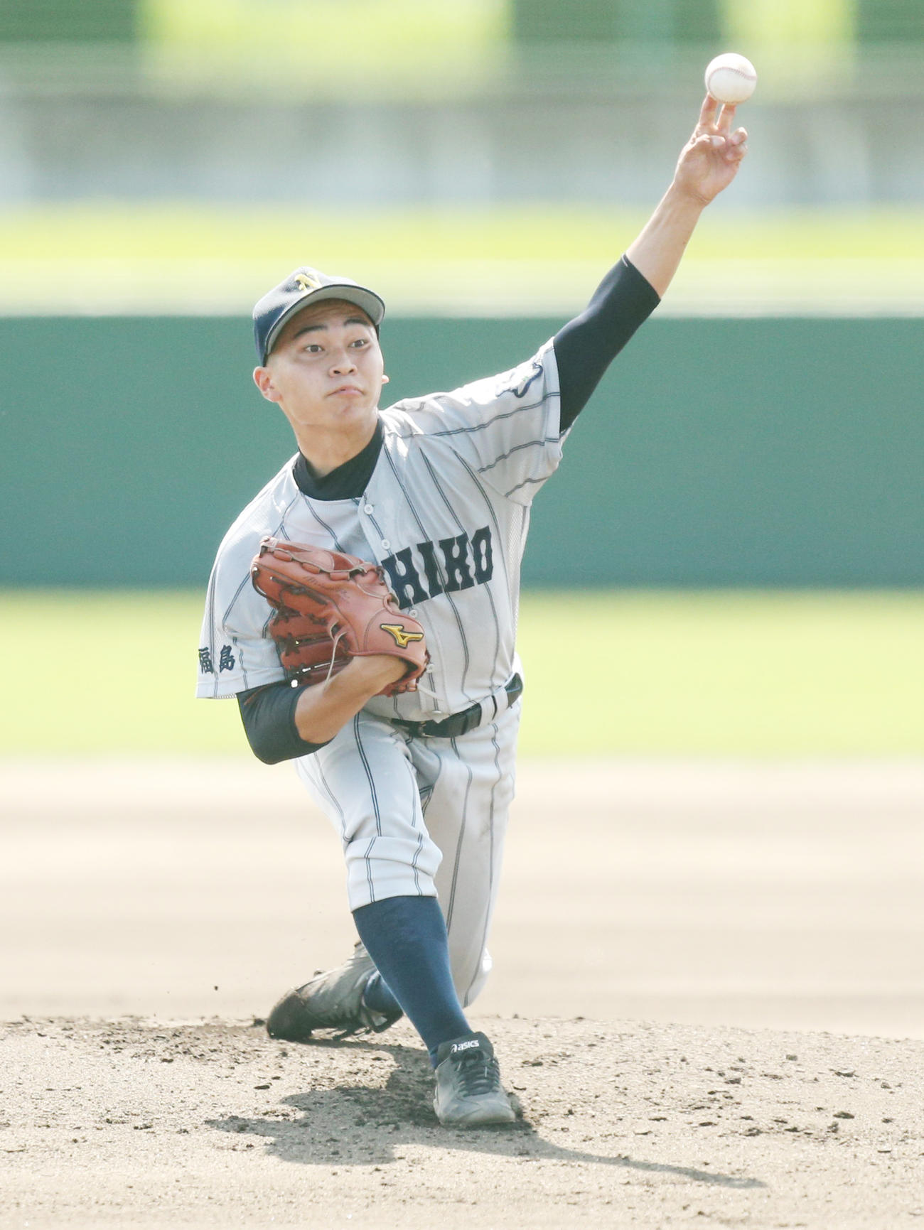 保原対福島西　力投する福島西・本田（撮影・野上伸悟）
