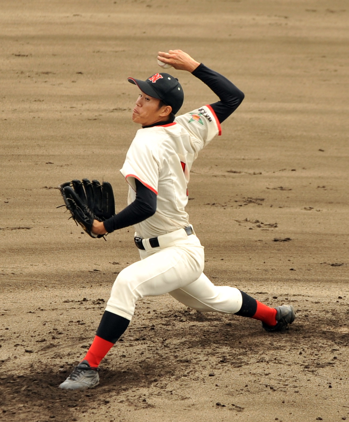 聖光学院対日大東北　先発し5回途中無失点と好投した日大東北・佐藤裕（撮影・中島正好）