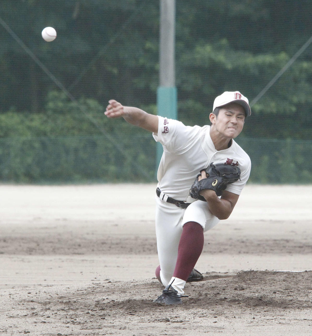 純真戦に登板した福岡大大濠・宮本光志朗は7回無失点と力投した（撮影・菊川光一）