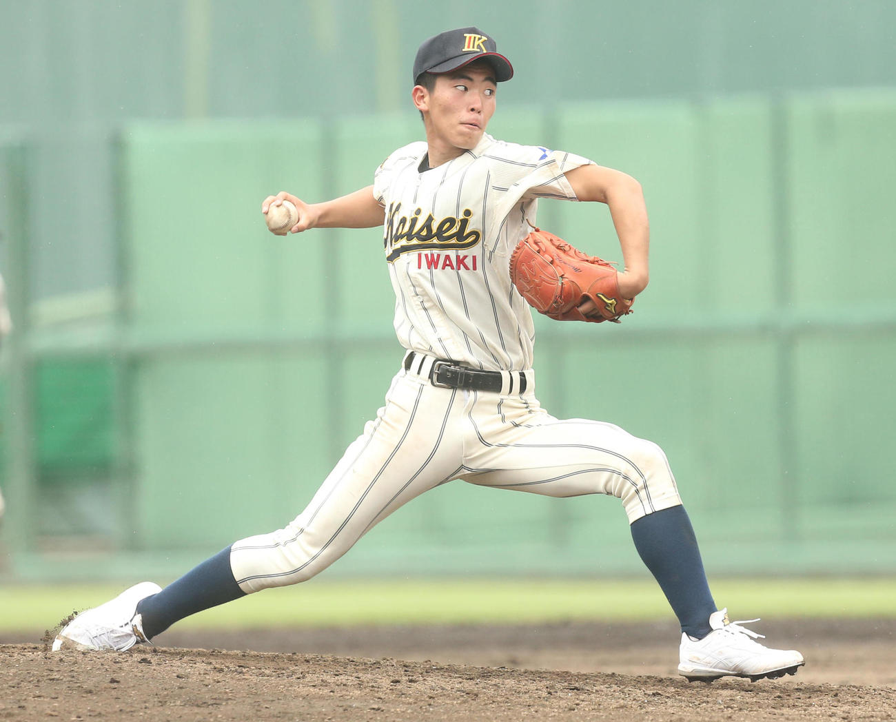 いわき海星対平工　力投するいわき海星・小林南（撮影・野上伸悟）