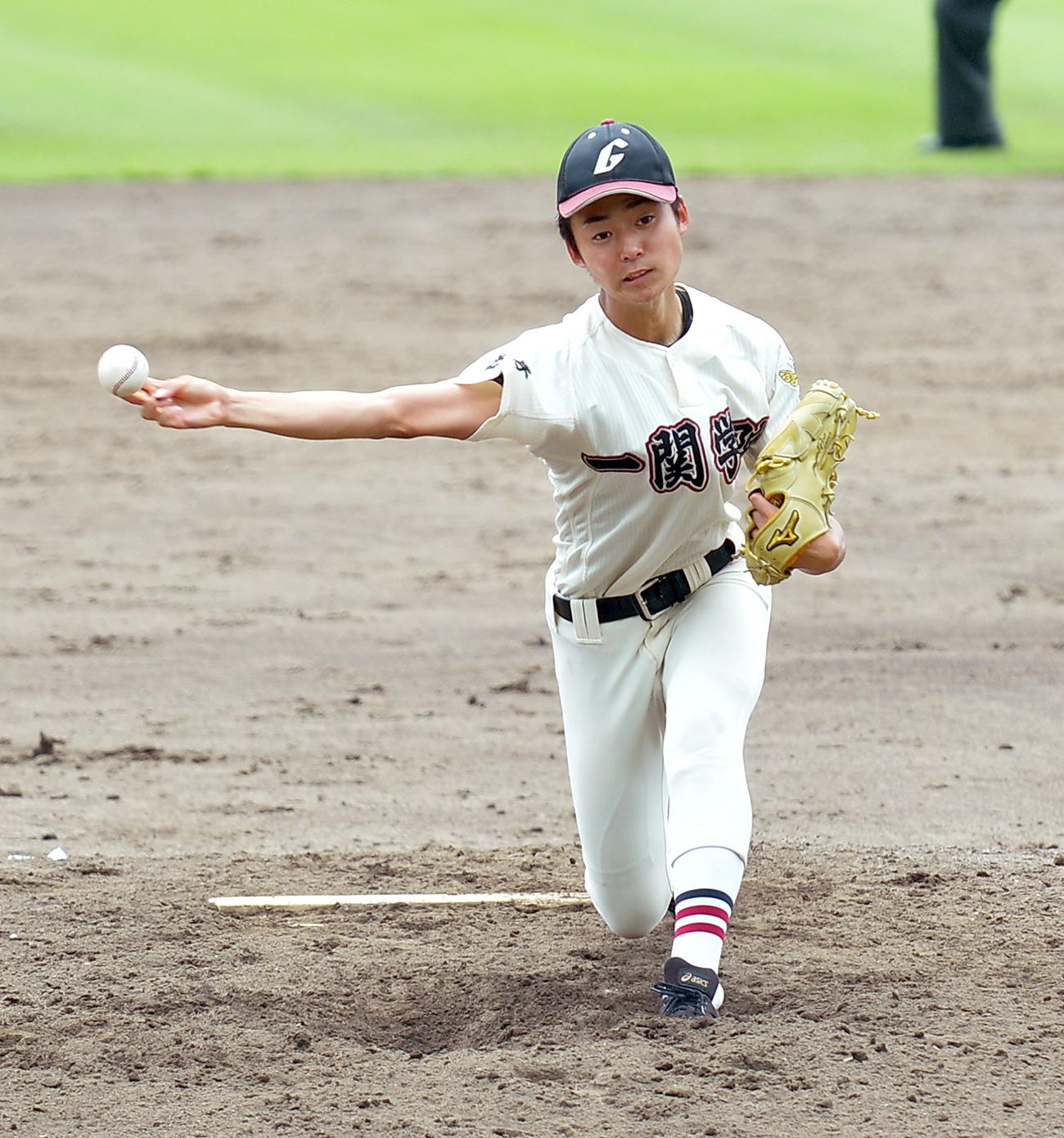 一関学院対盛岡大付　緩急を使った投球で強力打線を無失点に封じた一関学院・小綿（撮影・鎌田直秀）