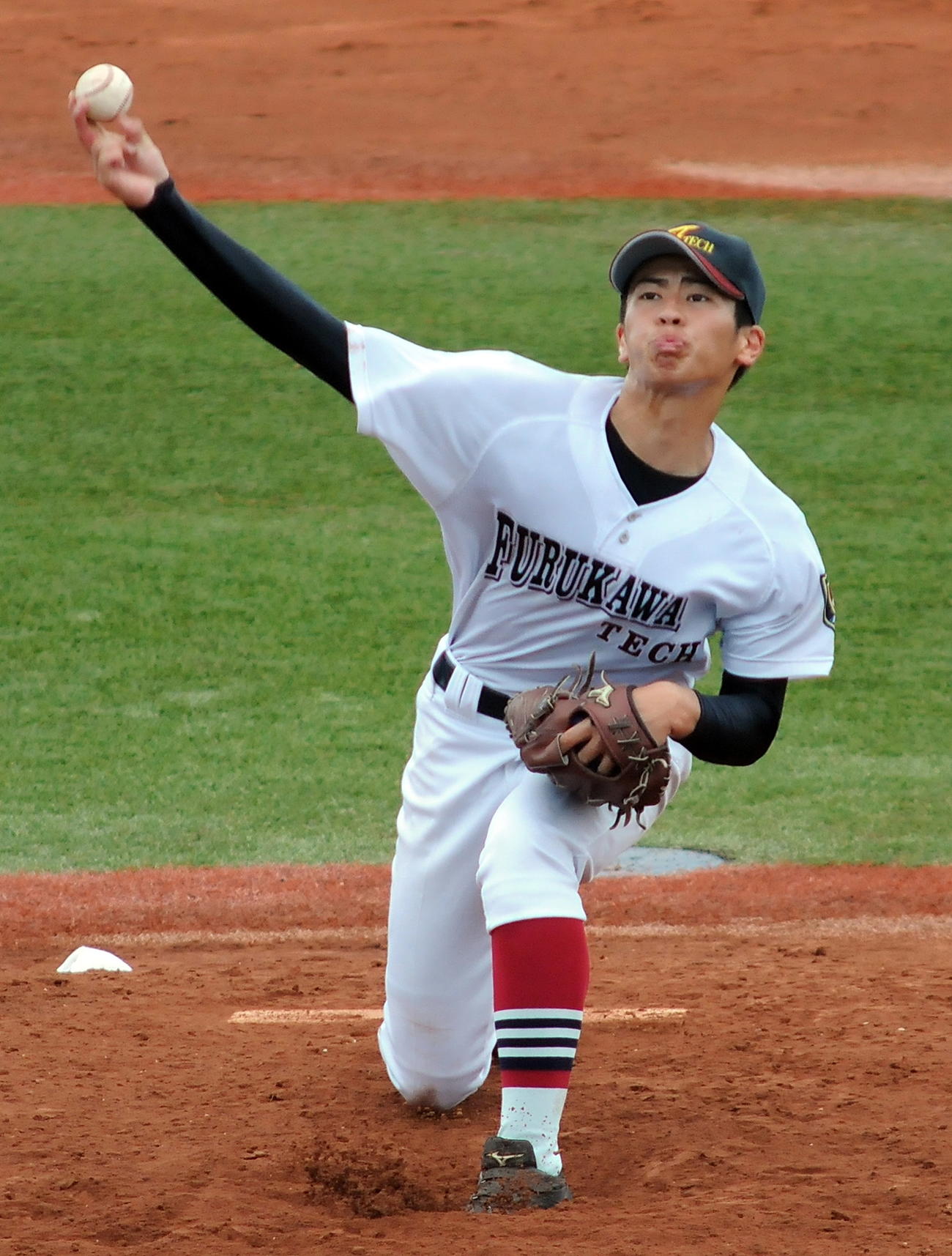 古川工対仙台東　古川工・佐々木俊は自身初の延長10回タイブレークを11奪三振、9安打4失点で制す