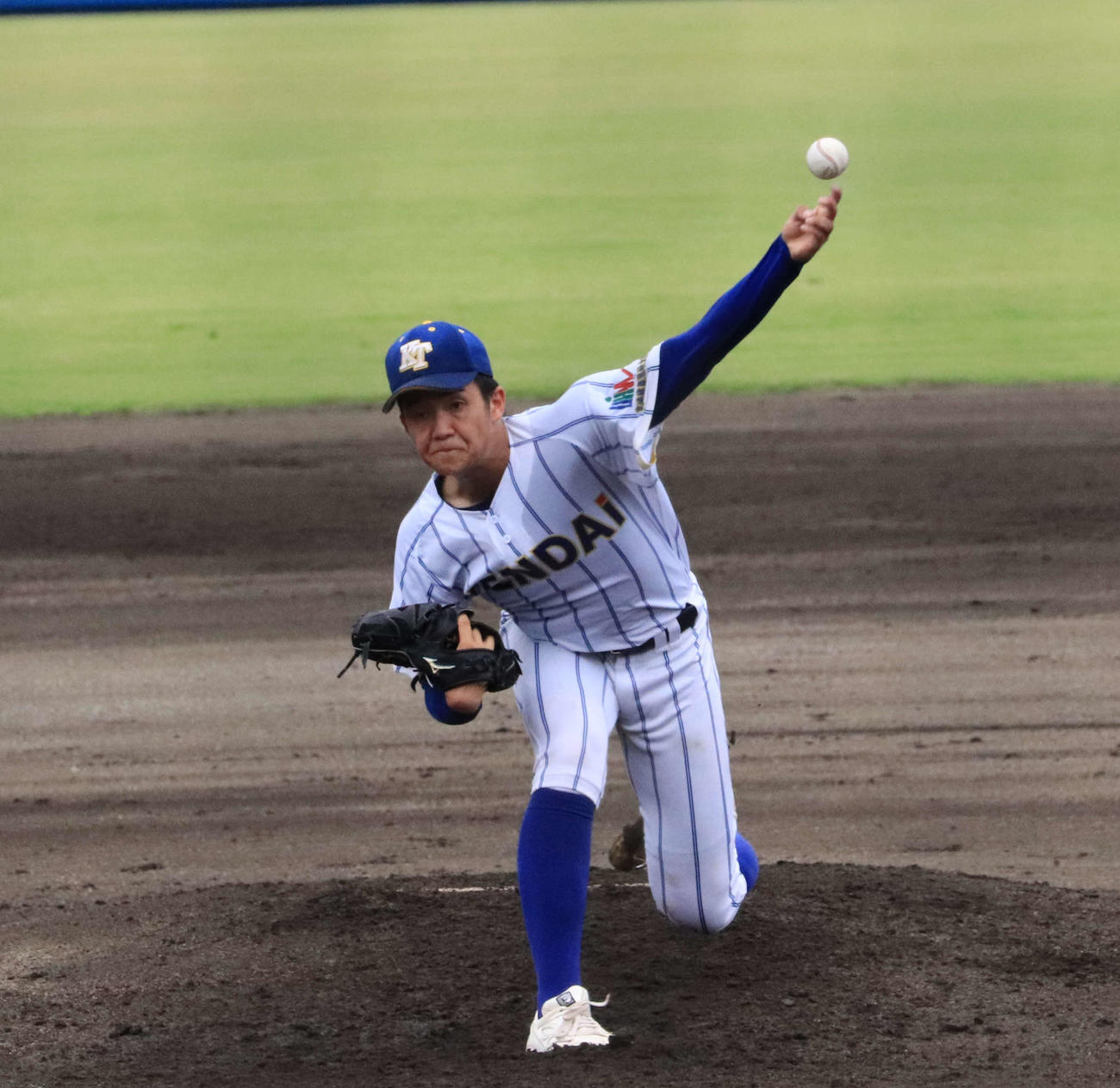 安中総合学園対高崎健康福祉大高崎　高崎健康福祉大高崎の先発・下（撮影・小早川宗一郎）