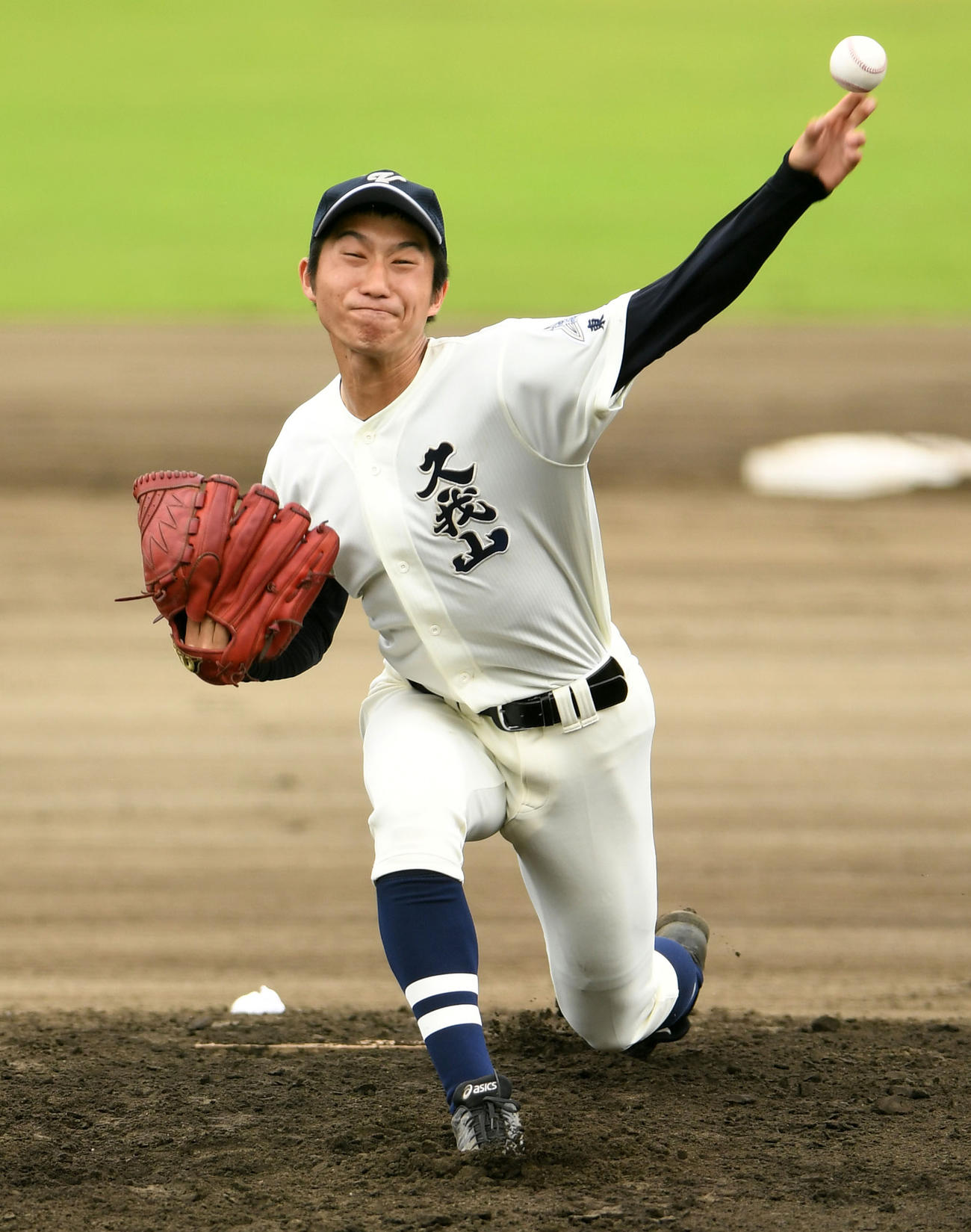 力投する久我山先発の伊地知（撮影・横山健太）
