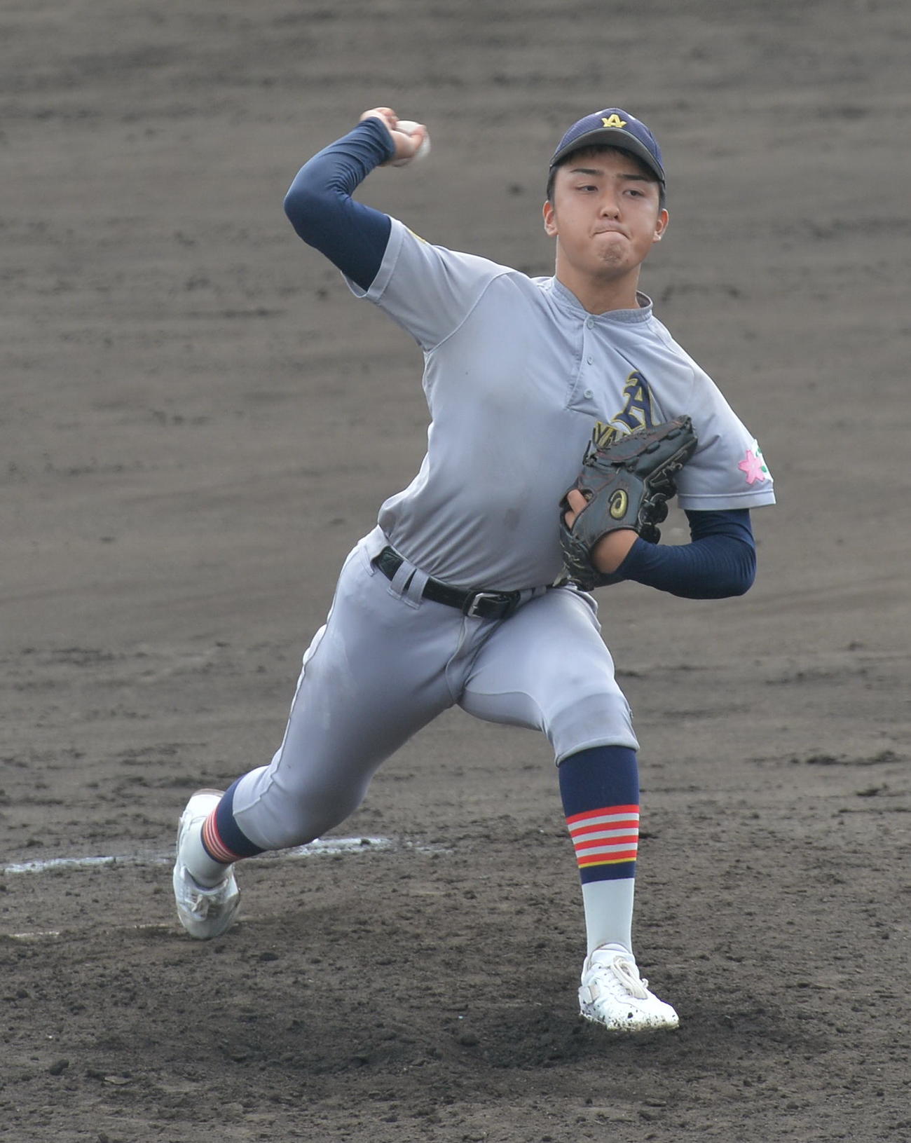 八戸学院光星対青森山田　2番手でマウンドに上がり、好救援した青森山田・高橋（撮影・佐藤究）　