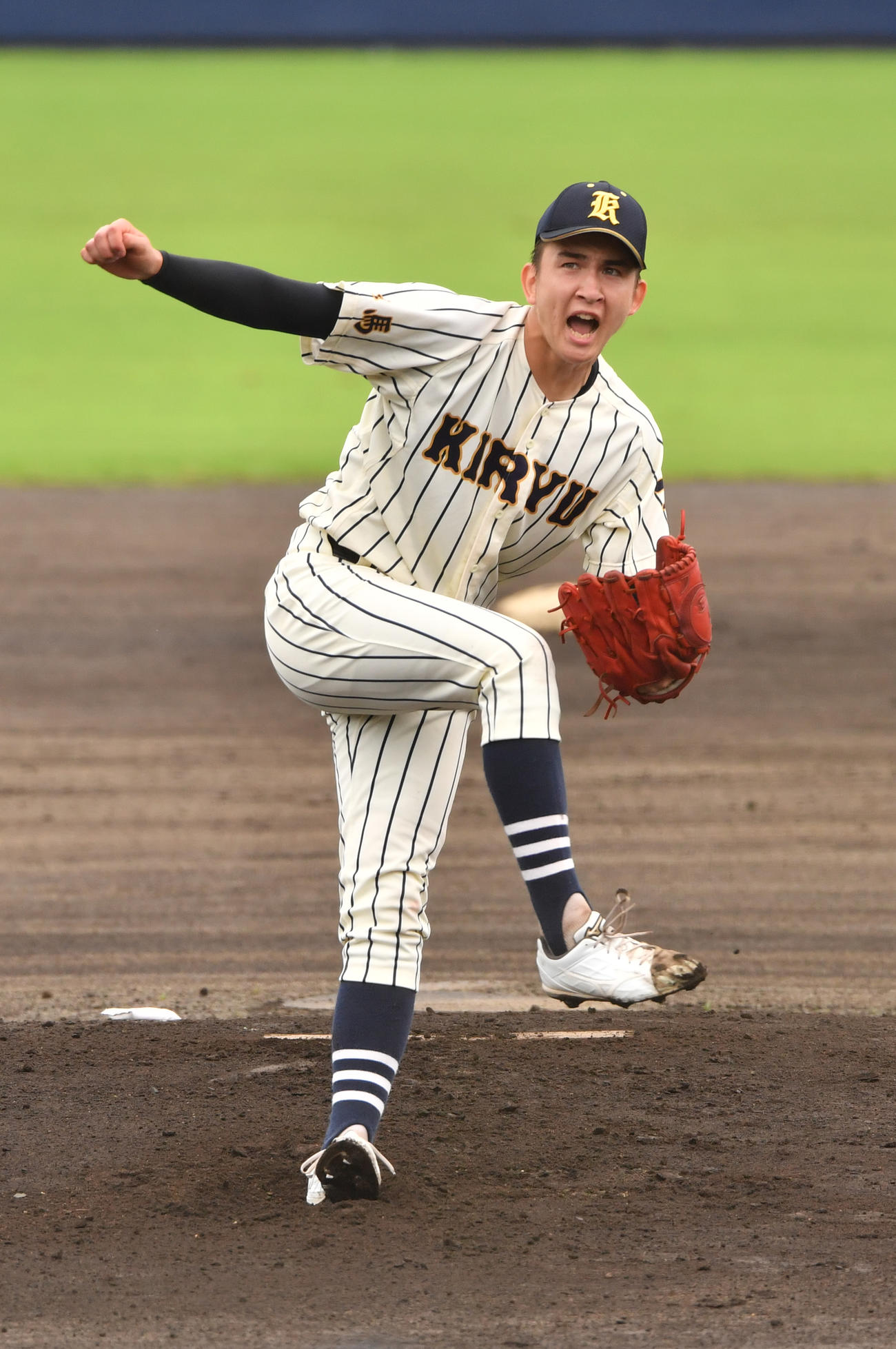 高崎商大付対桐生第一　高崎商大付に先発し力投する桐生第一・蓼原（撮影・柴田隆二）