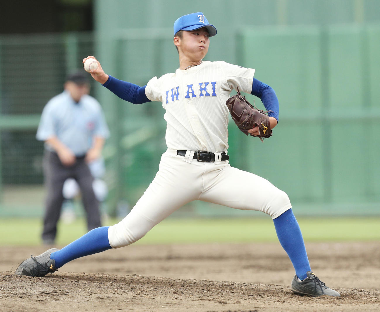 磐城対学法石川　力投する磐城・沖（撮影・野上伸悟）