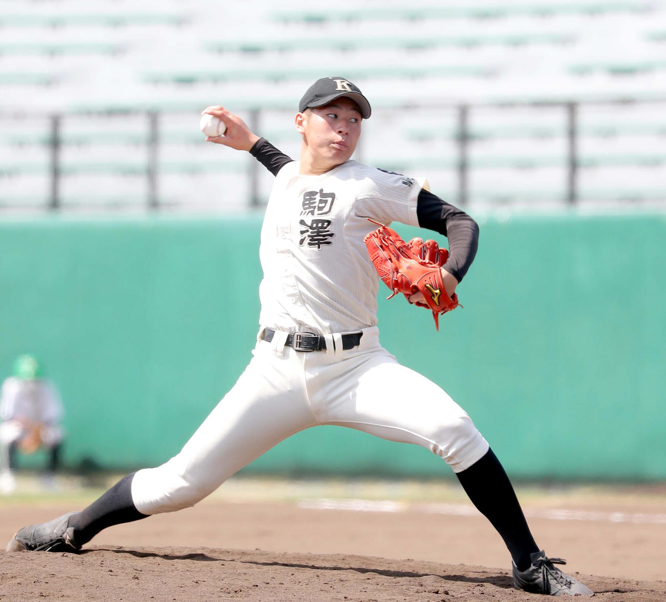 力投する駒大苫小牧先発の北嶋（撮影・佐藤翔太）