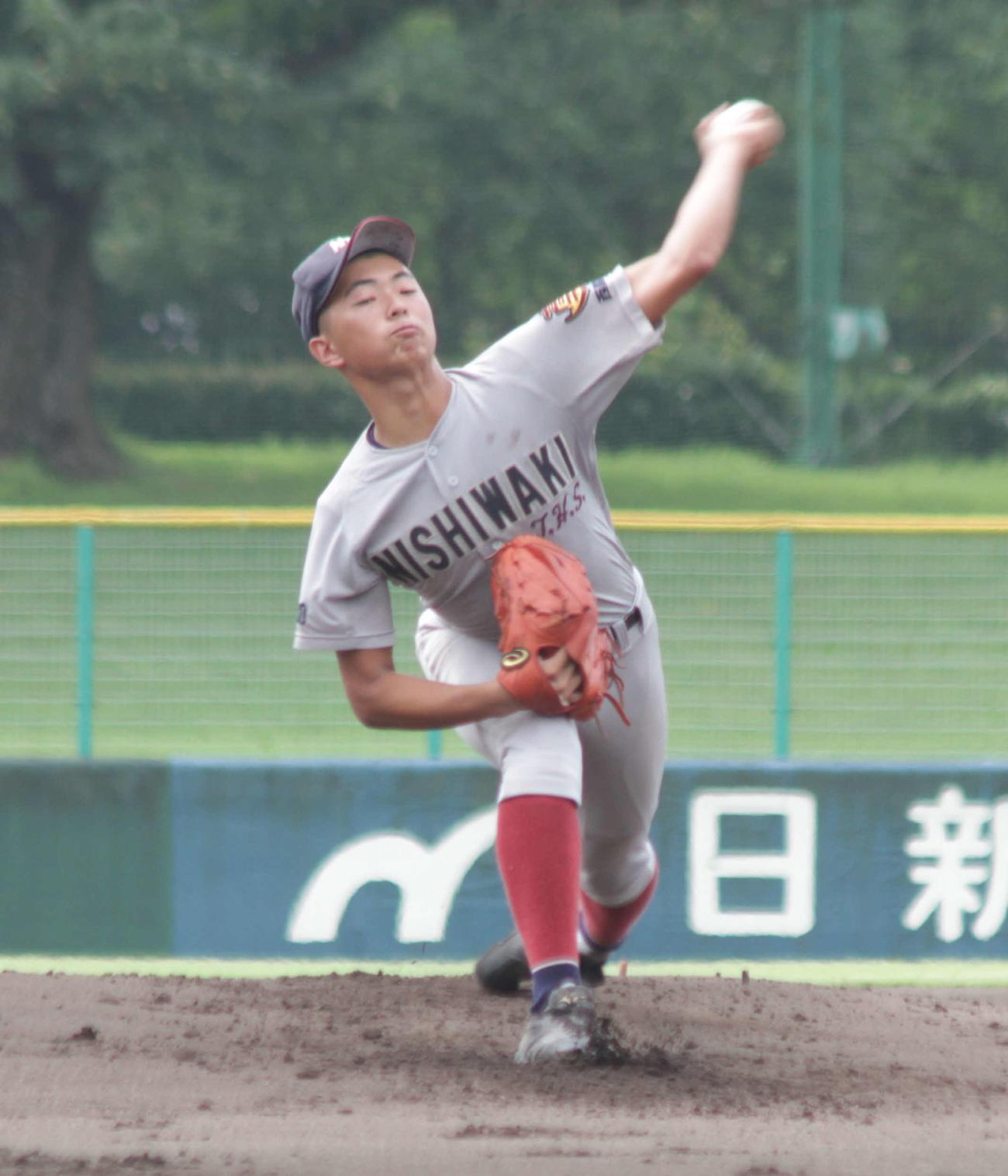 3試合連続、29イニング連続無失点で快勝に導いた西脇工・東田（撮影・酒井俊作）