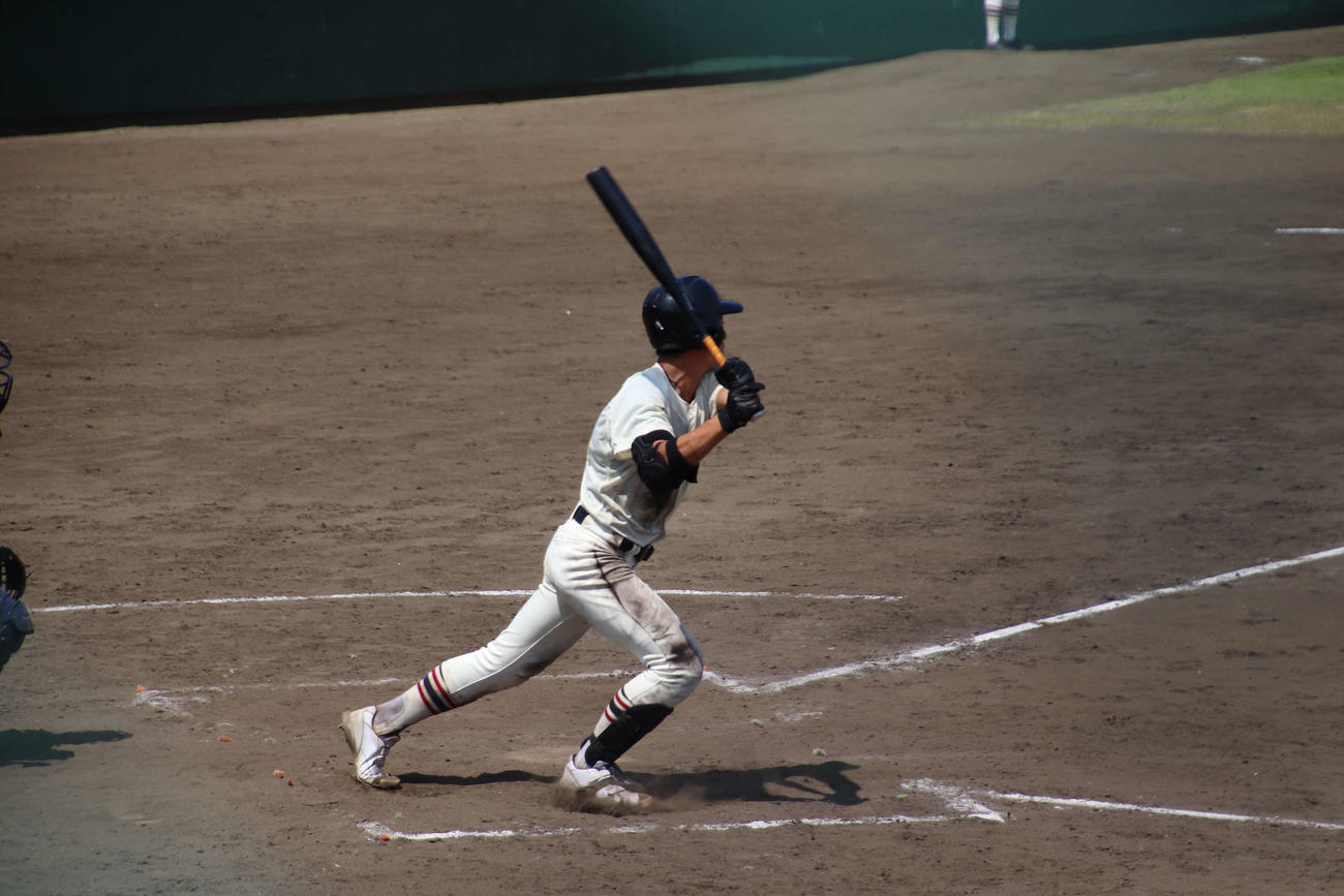 船橋古和釜対習志野　3安打2打点と活躍した習志野の4番桜井（撮影・保坂淑子）